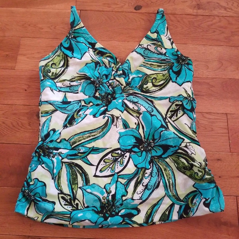 Croft & Barrow 💙 Floral Tankini Swim Suit Top